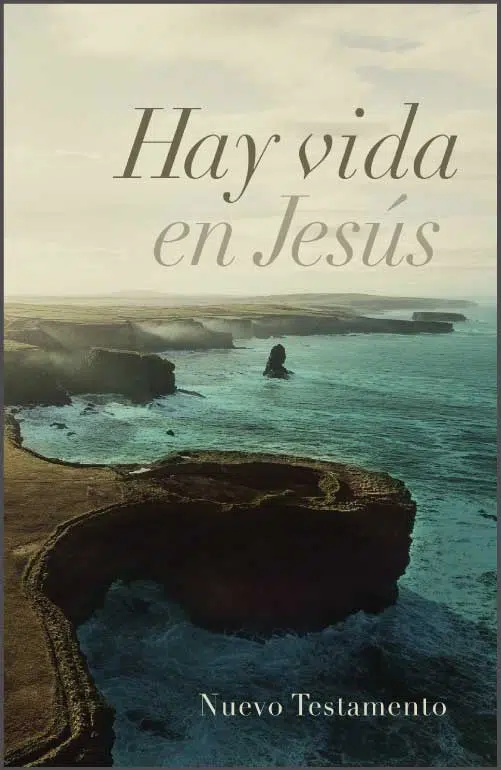 Nuevo Testamento hay vida en Jesús Reina Valera 1960 9781558192287 Nuevo Testamento hay vida en Jesús Reina Valera 1960