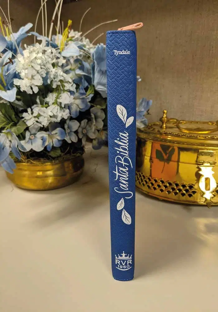 Biblia letra grande de referencia ultrafina con ziper flor Reina Valera 1960 9781496445636 Biblia letra grande de referencia ultrafina con ziper flor Reina Valera 1960 - Imagen 4