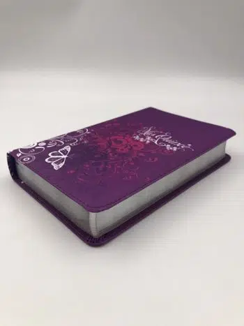 Biblia mis quince amatista con mariposas Reina Valera 1960 9781535950930 Biblia mis quince amatista con mariposas Reina Valera 1960 - 9781535950930