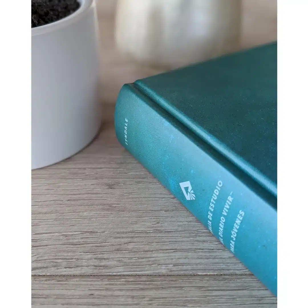Biblia de estudio Diario Vivir para jóvenes NTV, Tapa Dura, Verde 9781496429872 Biblia de estudio Diario Vivir para jóvenes NTV, Tapa Dura, Verde - Imagen 5