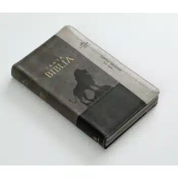 Biblia Reina Valera 1960, Tamaño Manual, Letra Grande, Símil Piel, Índice, Cierre, León Negro Gris 9798885168861 Biblia Reina Valera 1960, Tamaño Manual, Letra Grande, Símil Piel, Índice, Cierre, León Negro Gris - 9798885168861