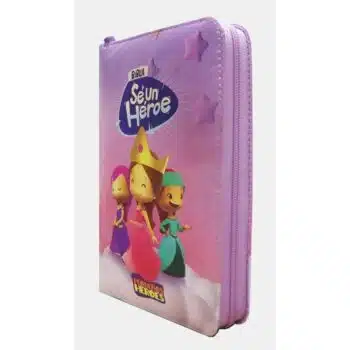 Biblia Sé Un Héroe para Niñas TLA, Tamaño Manual, Letra Grande, Acolchada, Cierre, Rosada 9789587458992 Biblia Sé Un Héroe para Niñas TLA, Tamaño Manual, Letra Grande, Acolchada, Cierre, Rosada - 9789587458992