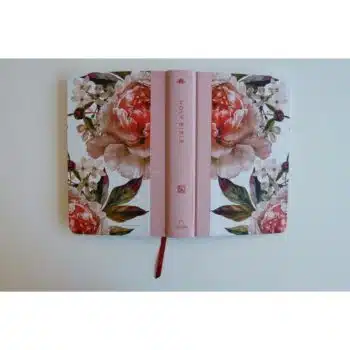 Holy Bible KJV, Handy Size, Large Print, Hardcover, Floral Design, Pink 9798890981837 Holy Bible KJV, Handy Size, Large Print, Hardcover, Floral Design, Pink - 9798890981837