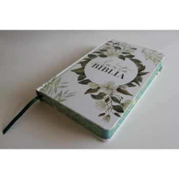 Alternative view of Biblia Reina Valera 1960, Tamaño Manual, Letra Grande, Tapa Dura, Diseño Floral, Blanco Verde