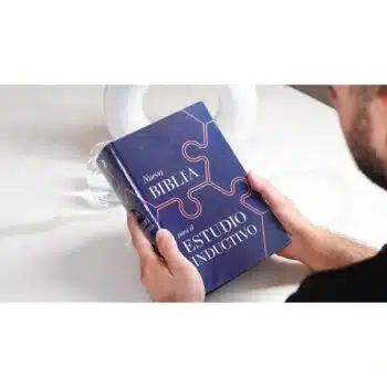 Biblia de Estudio Inductivo NBLA, Letra Grande, Tapa Dura, Azul Oscuro 9780829773224 Biblia de Estudio Inductivo NBLA, Letra Grande, Tapa Dura, Azul Oscuro - 9780829773224