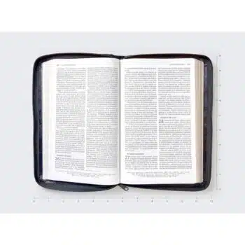 Biblia Ultrafina NBLA, Letra Grande, Piel, Cierre, Negro 9780829774245 Biblia Ultrafina NBLA, Letra Grande, Piel, Cierre, Negro - 9780829774245