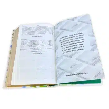 Biblia El Mensaje, Tamaño Manual, Tapa Dura, Verde Floral 9781966427049 Biblia El Mensaje, Tamaño Manual, Tapa Dura, Verde Floral - 9781966427049