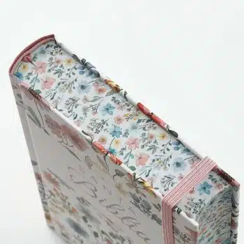Biblia Reina Valera 1960, Letra Grande, Tapa Dura con Elastico, Blanco, Flores, Canto pintado 9798893843491 Biblia Reina Valera 1960, Letra Grande, Tapa Dura con Elastico, Blanco, Flores, Canto pintado - 9798893843491