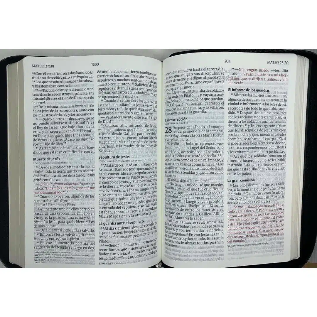 Bible NVI, Tamaño Manual, Letra Grande, Símil Piel, Cierre, Negro 9781949238938 Bible NVI, Tamaño Manual, Letra Grande, Símil Piel, Cierre, Negro - Imagen 3