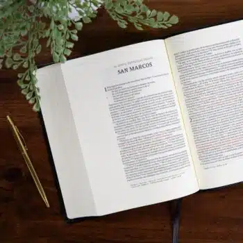 Biblia de Apuntes Reina Valera 1960, Tamaño manual, Tapa Dura, Negro 9798384500391 Biblia de Apuntes Reina Valera 1960, Tamaño manual, Tapa Dura, Negro - Imagen 3